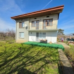 Етаж от къща в с. Ловец, Област Търговище - 94 кв.м за 299 €/кв.м - Снимка #1