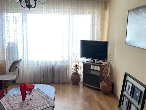 Тристаен апартамент в Варна, Владислав Варненчик - 68 кв.м за 959 €/кв.м - Снимка #1