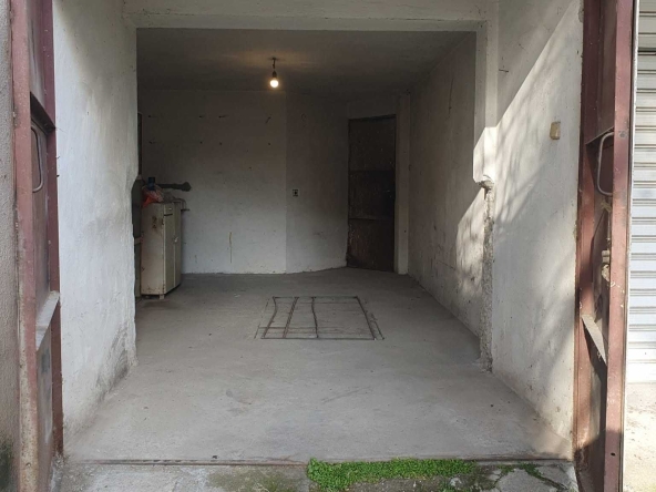 Дава се под наем Гараж / Паркомясто в Бургас, Възраждане - 15 кв.м за 103.53 € - Снимка #1