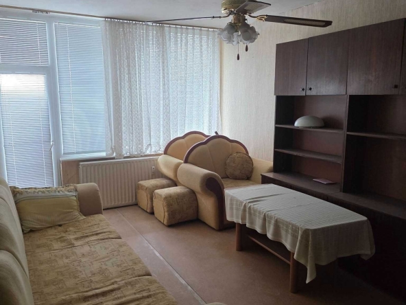 Двустаен апартамент в Казанлък - 70 кв.м за 620 €/кв.м - Снимка #1