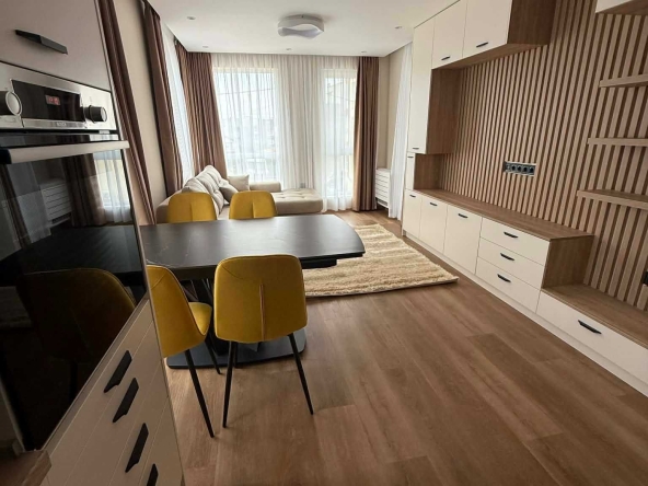 Тристаен апартамент в Варна, м-т Пчелина - 84 кв.м за 1573 €/кв.м - Снимка #1