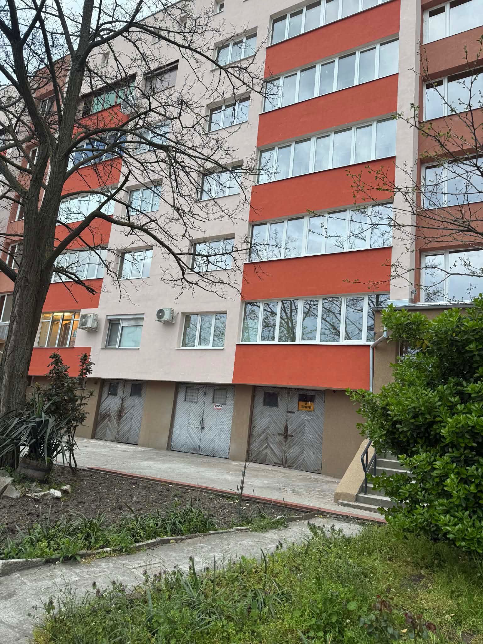 Четиристаен апартамент в Гълъбово - 70 кв.м за 255 €/кв.м - Снимка #1