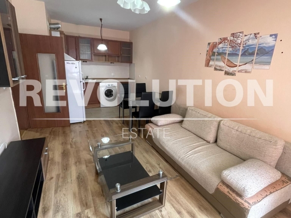 Дава се под наем Двустаен апартамент в Варна, Бриз - 60 кв.м за 375 € - Снимка #1