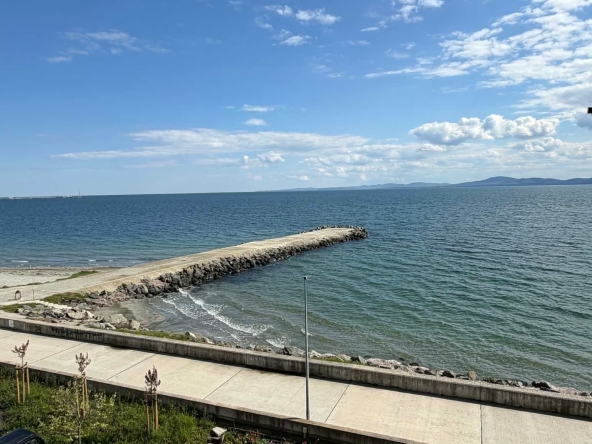 Многостаен апартамент в Поморие - 155 кв.м за 688 €/кв.м - Снимка #1
