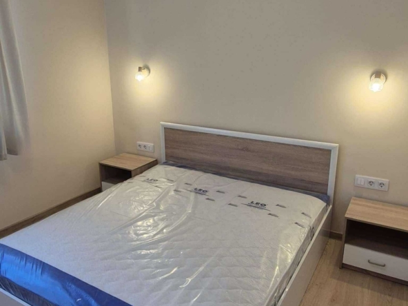 Дава се под наем Двустаен апартамент в София, Борово - 60 кв.м за 459 € - Снимка #1