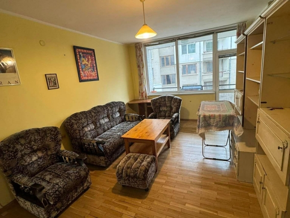 Дава се под наем Тристаен апартамент в София, Лозенец - 113 кв.м за 648.21 € - Снимка #1