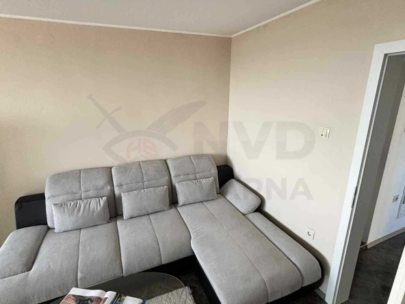 Дава се под наем Двустаен апартамент в Варна, Чайка - 60 кв.м за 648.21 € - Снимка #1