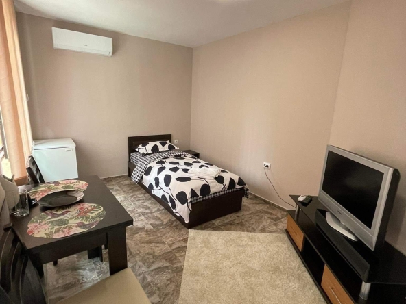 Дава се под наем  в Несебър - 17 кв.м за 153 € - Снимка #1