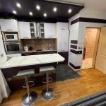 Дава се под наем Двустаен апартамент в Варна, Център - 54 кв.м за 698.19 € - Снимка #1