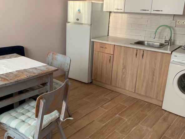 Дава се под наем Къща в с. Пелишат, Област Плевен - 40 кв.м за 248.88 € - Снимка #1