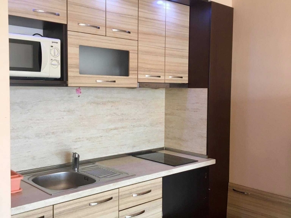 Дава се под наем Двустаен апартамент в Бургас, Сарафово - 70 кв.м за 255 € - Снимка #1