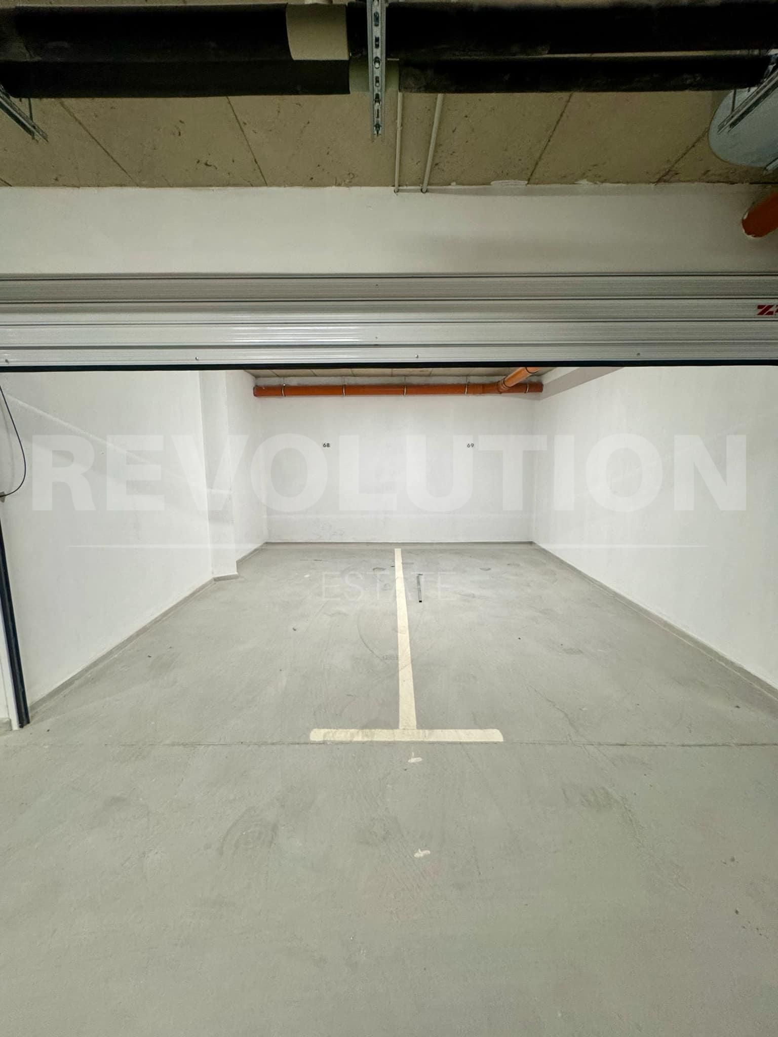 Гараж / Паркомясто в Пловдив, Христо Смирненски - 35 кв.м за 915 €/кв.м - Снимка #1