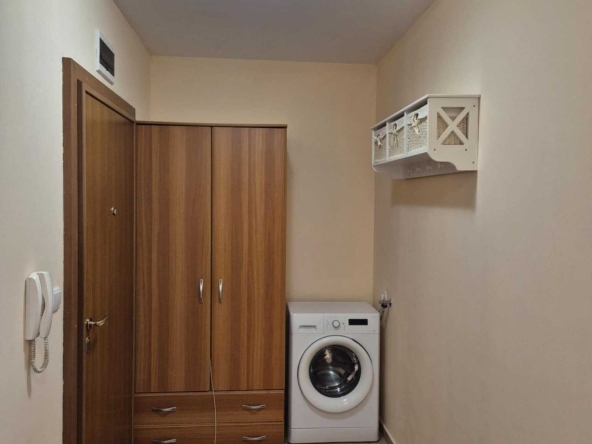 Дава се под наем Двустаен апартамент в София, Гео Милев - 65 кв.м за 484.5 € - Снимка #1