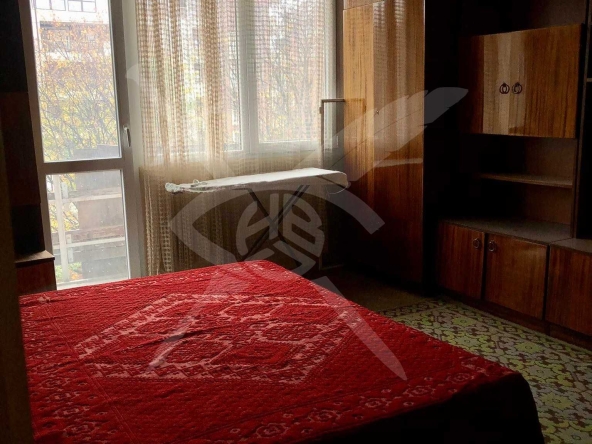 Дава се под наем Двустаен апартамент в Варна, Левски - 40 кв.м за 250 € - Снимка #1