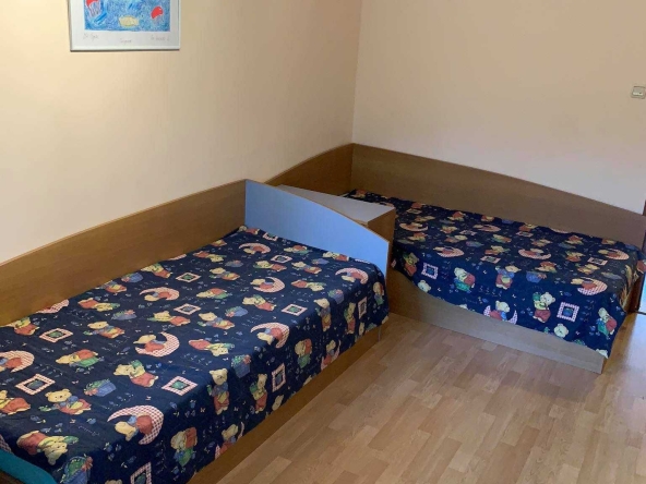 Дава се под наем Тристаен апартамент в Бургас, Братя Миладинови - 106 кв.м за 357 € - Снимка #1