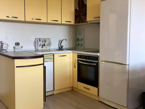 Дава се под наем Двустаен апартамент в Бургас, Сарафово - 92 кв.м за 510 € - Снимка #1