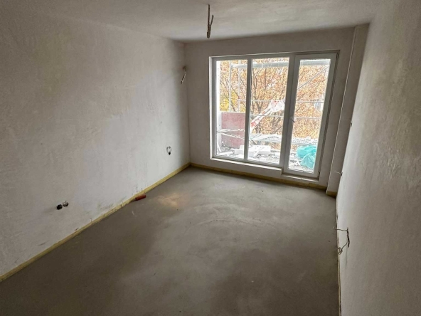 Двустаен апартамент в Пловдив, Христо Смирненски - 60 кв.м за 1250 €/кв.м - Снимка #1