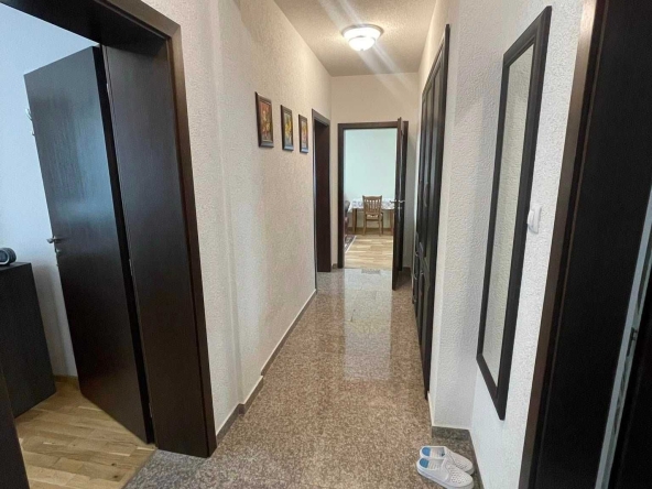 Тристаен апартамент в Стара Загора, Операта - 214 кв.м за 916 €/кв.м - Снимка #1