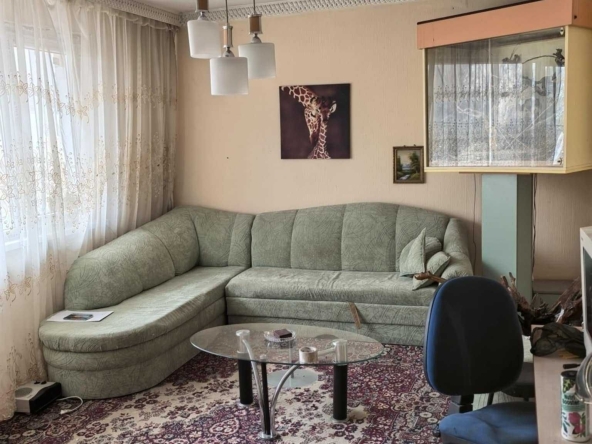 Двустаен апартамент в Плевен, Мара Денчева - 86 кв.м за 917 €/кв.м - Снимка #1