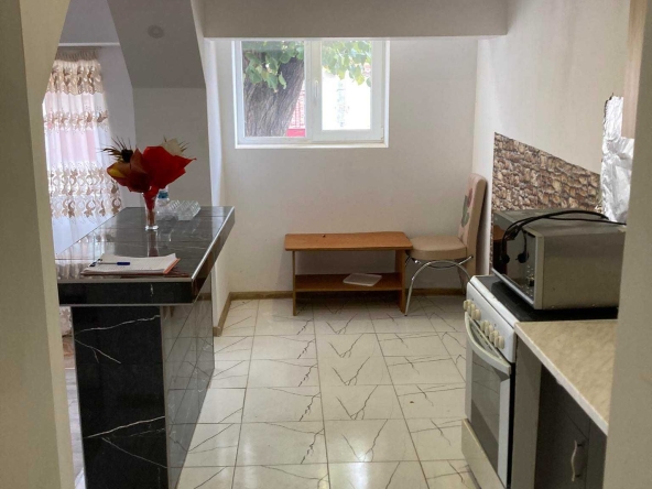 Етаж от къща в Разград, Лудогорие - 150 кв.м за 578 €/кв.м - Снимка #1