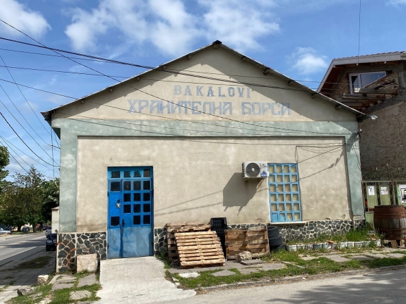 Склад в Провадия - 218 кв.м за 749 €/кв.м - Снимка #1
