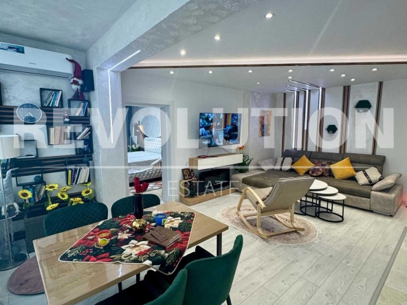 Тристаен апартамент в Пловдив, Кършияка - 80 кв.м за 2188 €/кв.м - Снимка #1