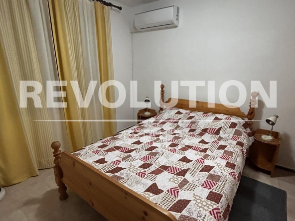 Дава се под наем Тристаен апартамент в Варна, м-т Траката - 65 кв.м за 500 € - Снимка #1