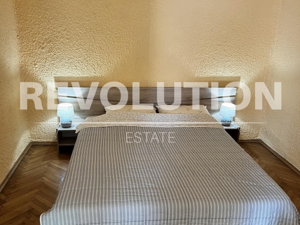 Дава се под наем Двустаен апартамент в Варна, Център - 38 кв.м за 400 € - Снимка #1