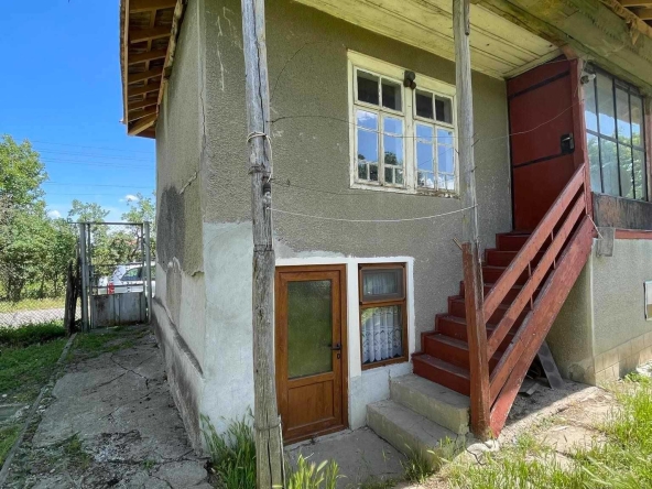 Къща в с. Васил Левски, Област Търговище - 150 кв.м за 340 €/кв.м - Снимка #1