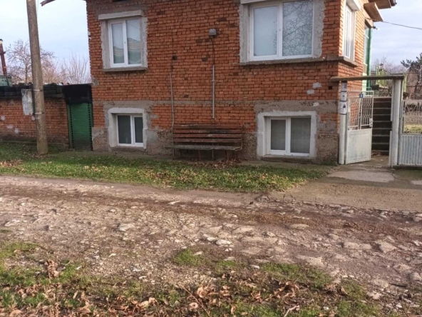 Къща в Никопол - 230 кв.м за 124 €/кв.м - Снимка #1