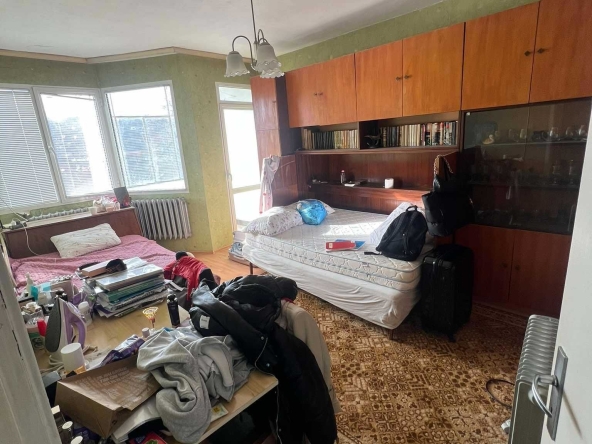 Двустаен апартамент в Разград, Център - 48 кв.м за 1594 €/кв.м - Снимка #1