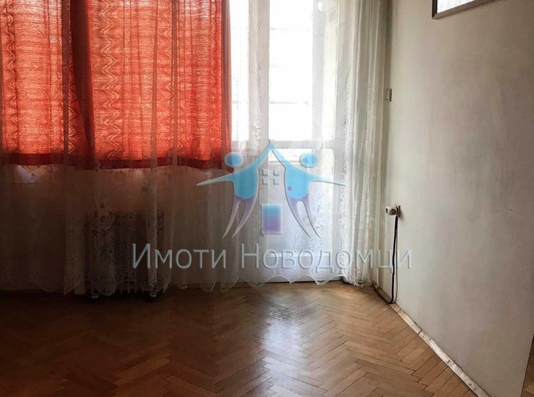 Двустаен апартамент в Шумен, Пазара - 64 кв.м за 1315 €/кв.м - Снимка #1