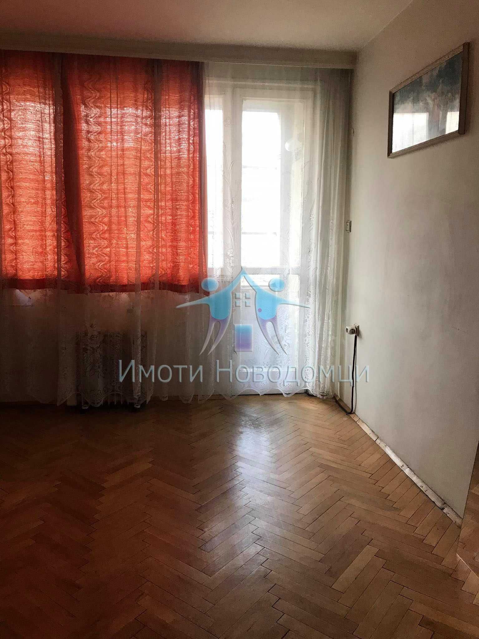 Двустаен апартамент в Шумен, Пазара - 64 кв.м за 1315 €/кв.м - Снимка #1