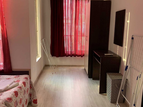 Дава се под наем Тристаен апартамент в Бургас, Лазур - 80 кв.м за 300 € - Снимка #1