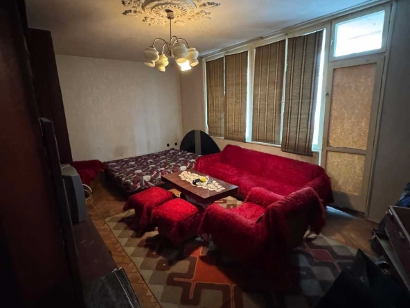 Двустаен апартамент в Казанлък - 79 кв.м за 633 €/кв.м - Снимка #1