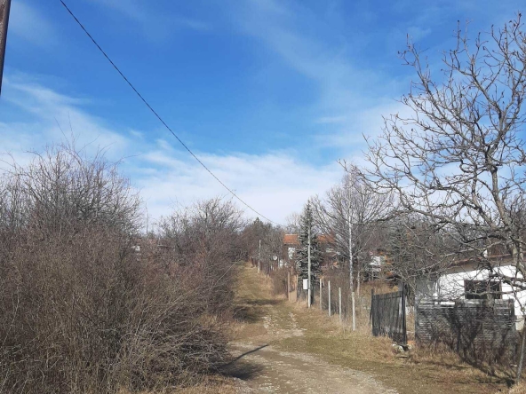 Парцел в с. Чибаовци, Област София-област - 460 кв.м за 33 €/кв.м - Снимка #1