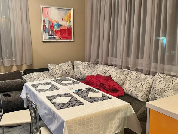 Дава се под наем Тристаен апартамент в София, Надежда 3 - 72 кв.м за 600 € - Снимка #1