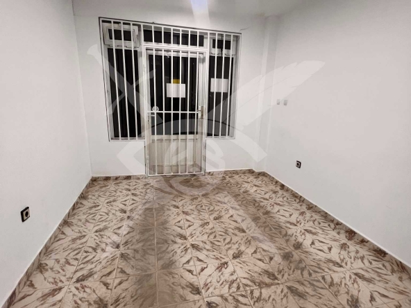 Дава се под наем Офис в Варна, Генералите - 16 кв.м за 175 € - Снимка #1