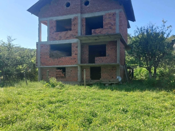 Къща в с. Згурово, Област Кюстендил - 130 кв.м за 197 €/кв.м - Снимка #1
