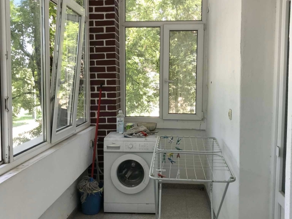 Дава се под наем Четиристаен апартамент в Пловдив, Старият град - 83 кв.м за 484.5 € - Снимка #1