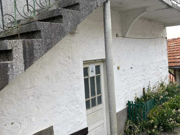 Къща в с. Момчиловци, Област Смолян - 160 кв.м за 160 €/кв.м - Снимка #1