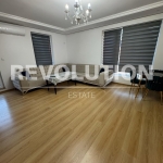 Дава се под наем Двустаен апартамент в Пловдив, Коматево - 55 кв.м за 375 € - Снимка #1