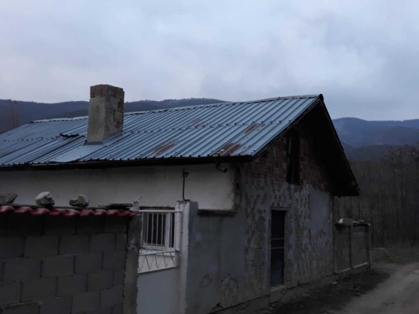 Къща в Казанлък - 900 кв.м за 96 €/кв.м - Снимка #1