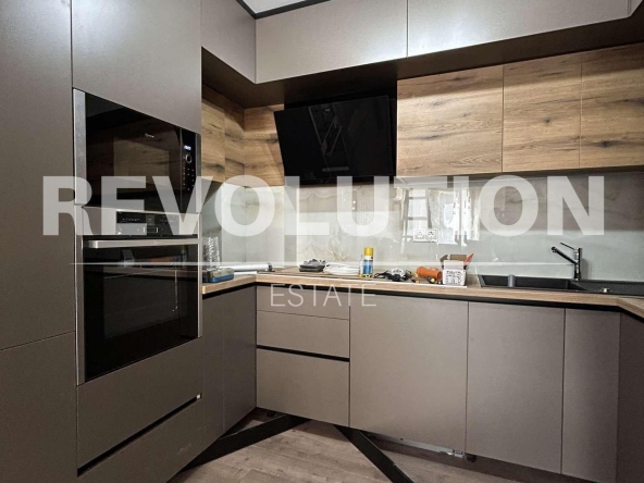 Дава се под наем Двустаен апартамент в Пловдив, Христо Смирненски - 73 кв.м за 575 € - Снимка #1