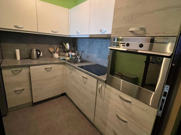 Дава се под наем Тристаен апартамент в София, Младост 1 - 75 кв.м за 600 € - Снимка #1