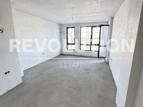 Тристаен апартамент в Пловдив, Тракия - 98 кв.м за 1203 €/кв.м - Снимка #1