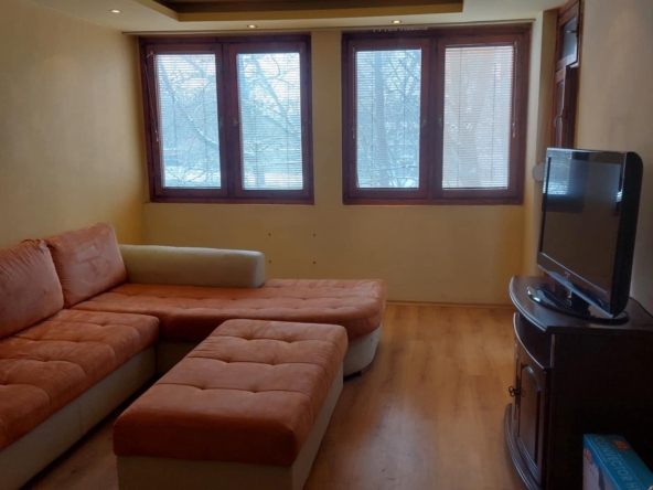 Тристаен апартамент в Добрич, Балик - 87 кв.м за 1288 €/кв.м - Снимка #1