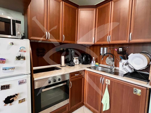 Дава се под наем Двустаен апартамент в Варна, Гръцка махала - 65 кв.м за 450 € - Снимка #1