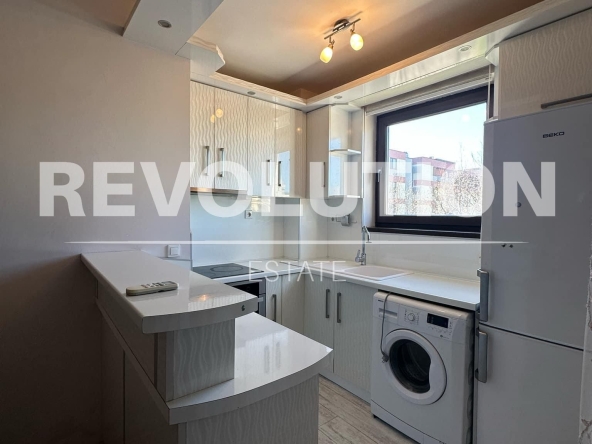 Дава се под наем Двустаен апартамент в Пловдив, Кършияка - 80 кв.м за 500 € - Снимка #1