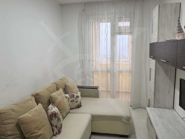 Дава се под наем Тристаен апартамент в Варна, Възраждане 3 - 80 кв.м за 500 € - Снимка #1